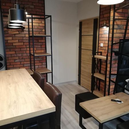 Czerwona Cegla Apartament Ζιελόνα Γκόρα Εξωτερικό φωτογραφία