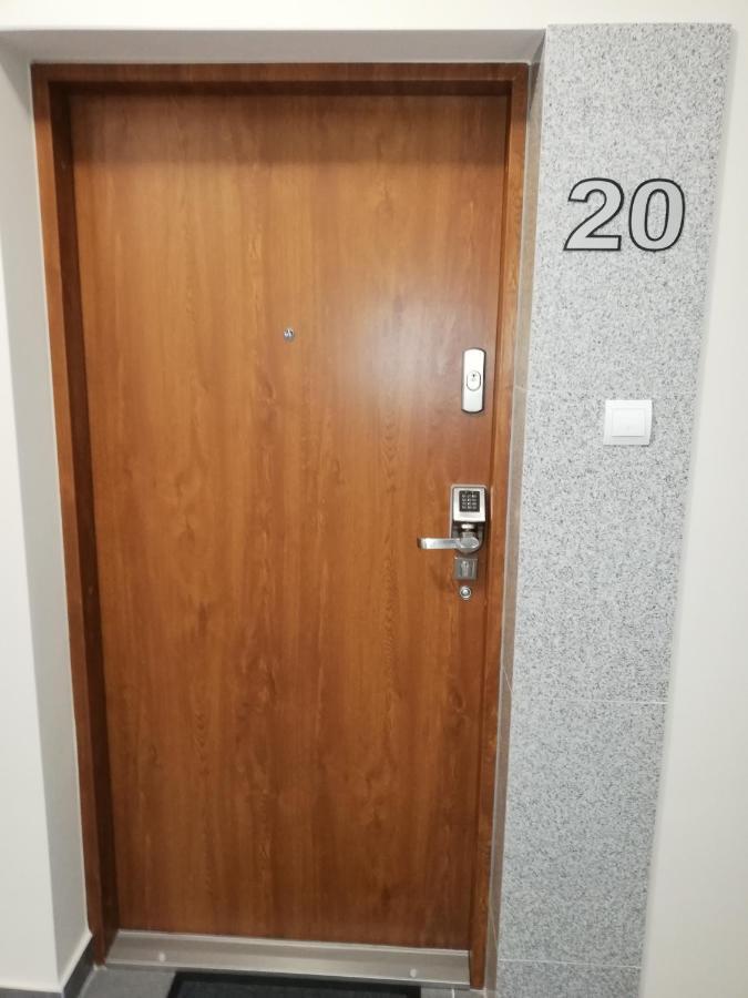 Czerwona Cegla Apartament Ζιελόνα Γκόρα Εξωτερικό φωτογραφία